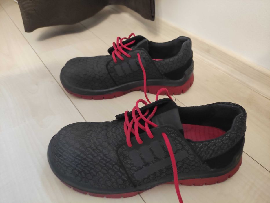 Męskie buty robocze Steitz Secura SK60 ESD SRC 41 26,5 cm jak nowe