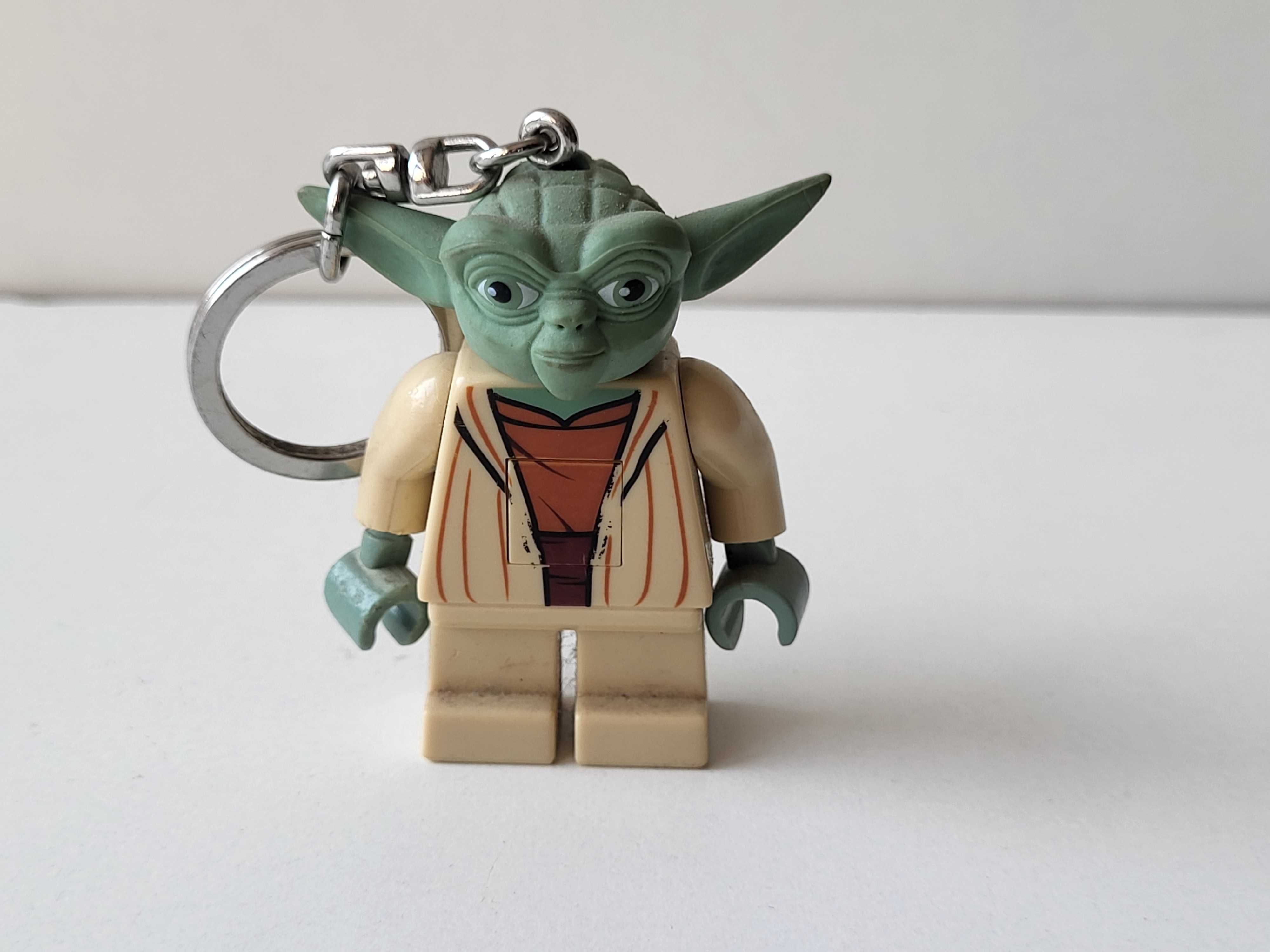 Brelok Latarka Lego Yoda lgl ke 11