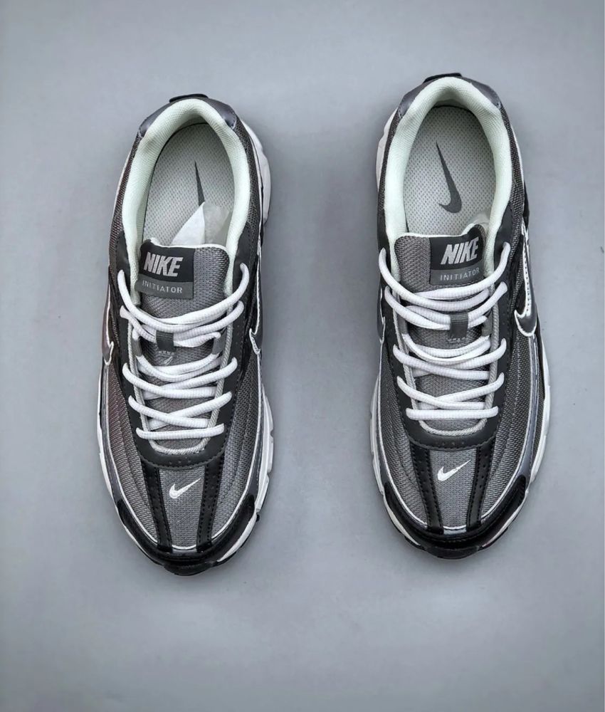 Кросівки кросовки Nike initiator 42 розмір