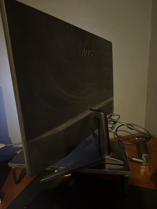 Ecra/Monitor AOC 24”