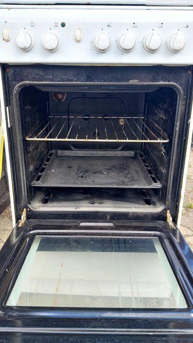 Kuchenka gazowo-elektryczna indesit K3G21(W)/U