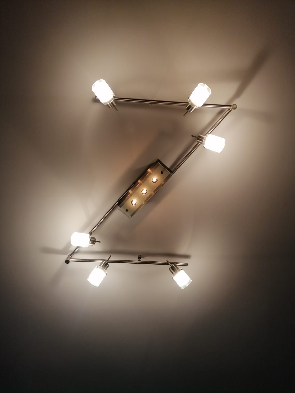 Lampa sufitowa jak nowa