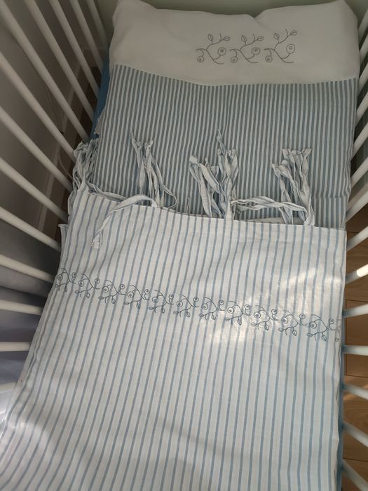 Pościel niemowlęca prześcieradło 2 zasłony kocyk