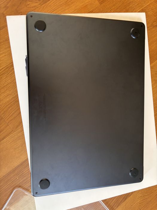 Macbook 15 M3 16/256GB 100% BATERIA GWARANCJA luty+ ETUI GRATIS