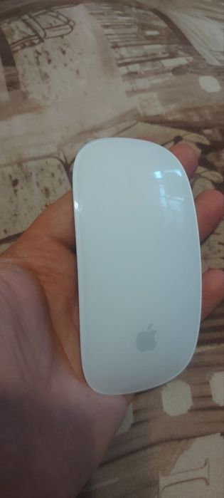 Мышка Apple Magic Mouse 2 A1657 в хорошем состоянии