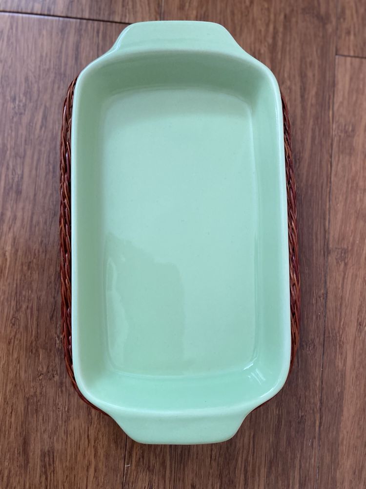 Pojemnik ceramiczny do zapiekania z koszyczkiem