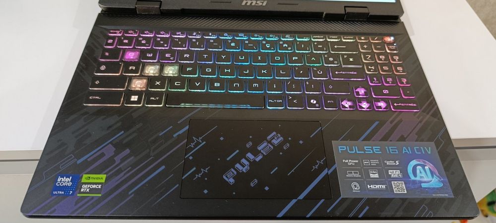 TURBO ! RTX 4070 140W/ULTRA 7 155H/ 240 HZ - MSI Pulse 16 C1VGKG-010FR