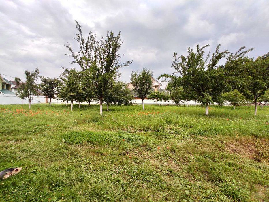 Продається 2-поверховий будинок