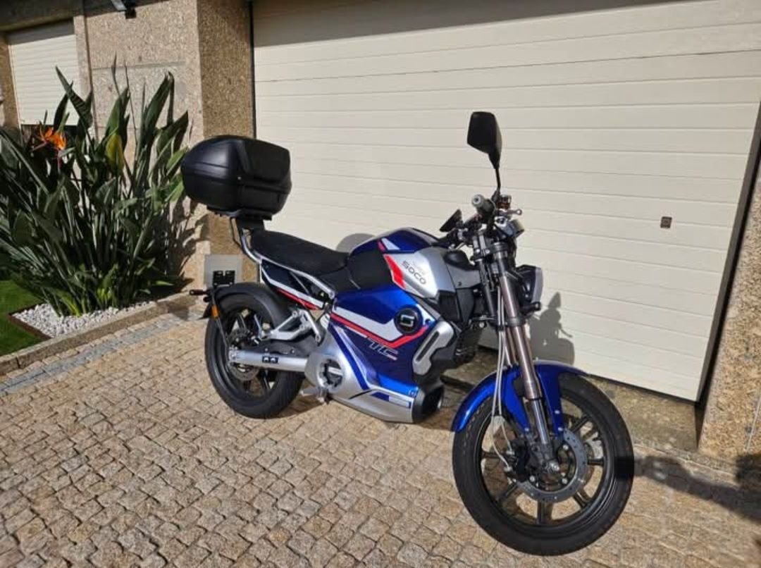 Moto Super Soco TC Pro 100% elétrica