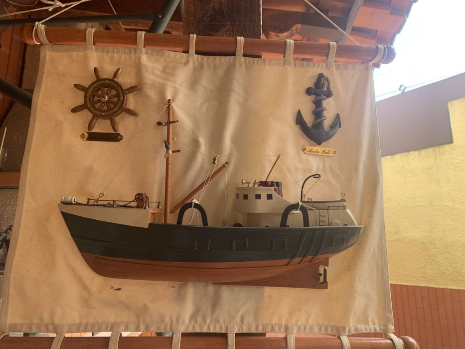 Quadro com Veleiro em alto relevo