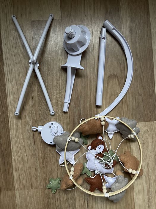 Дитячий мобіль з мішкою , хмаринками та зірочками