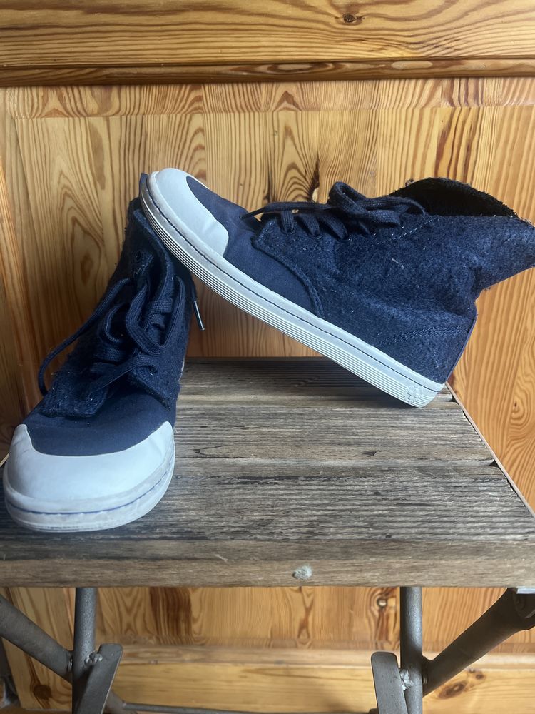 Sprzedam trampki firmy Dr Martens model Hackney II rozmiar 38