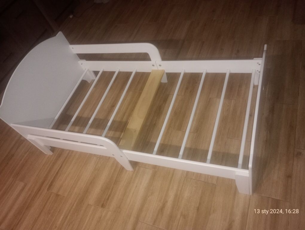 Łóżko 140x70 białe