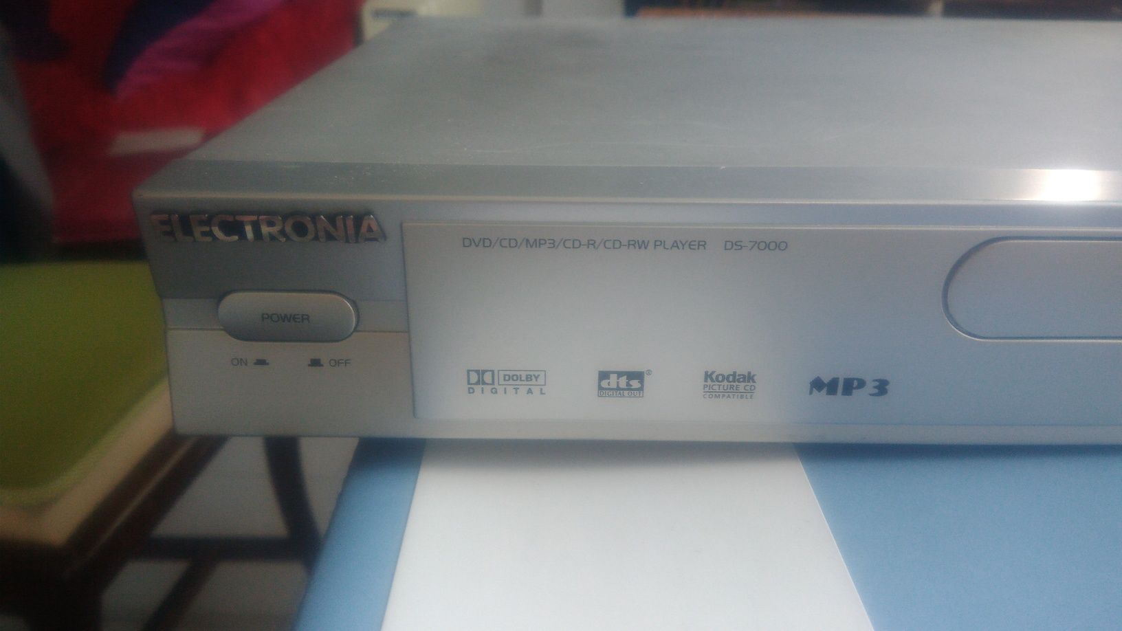 Electronia ds-7000 Dvd mp3 player