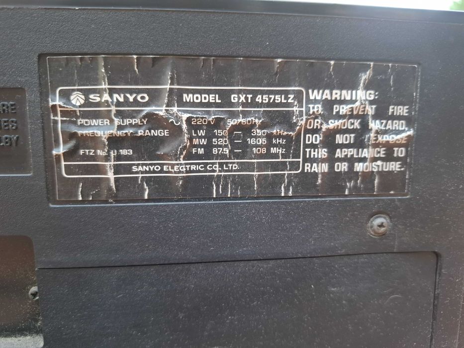 Gira Discos antigo Sanyo GTX 4575LZ