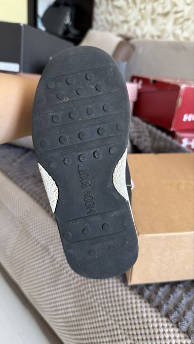 Продам чоботи Moon boot