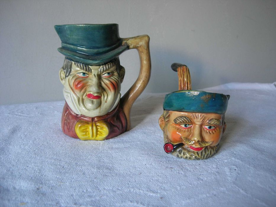 Caneca e cinzeiro cerâmica