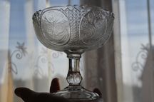 cukiernica medaliony Ząbkowice szkło