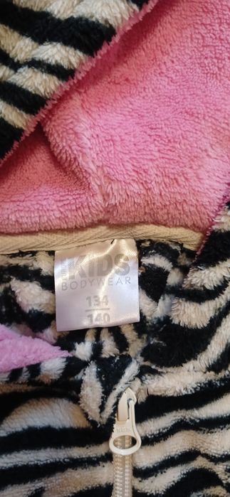 Кігурумі і м'які тапці на дівчинку