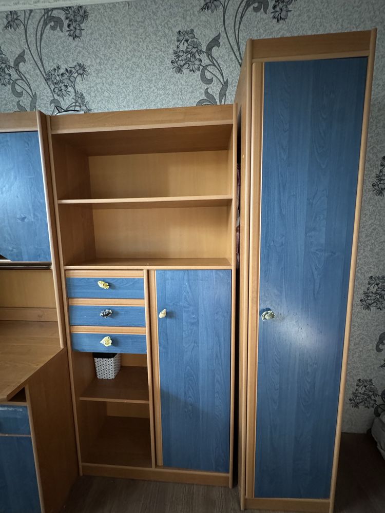 Шкаф стінка для дитячої кімнати