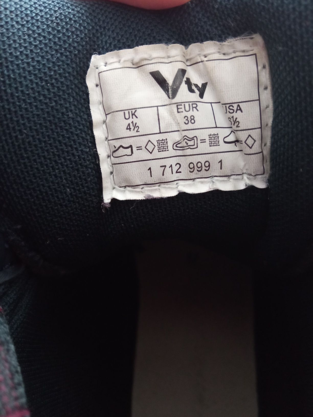 Buty zimowe damskie