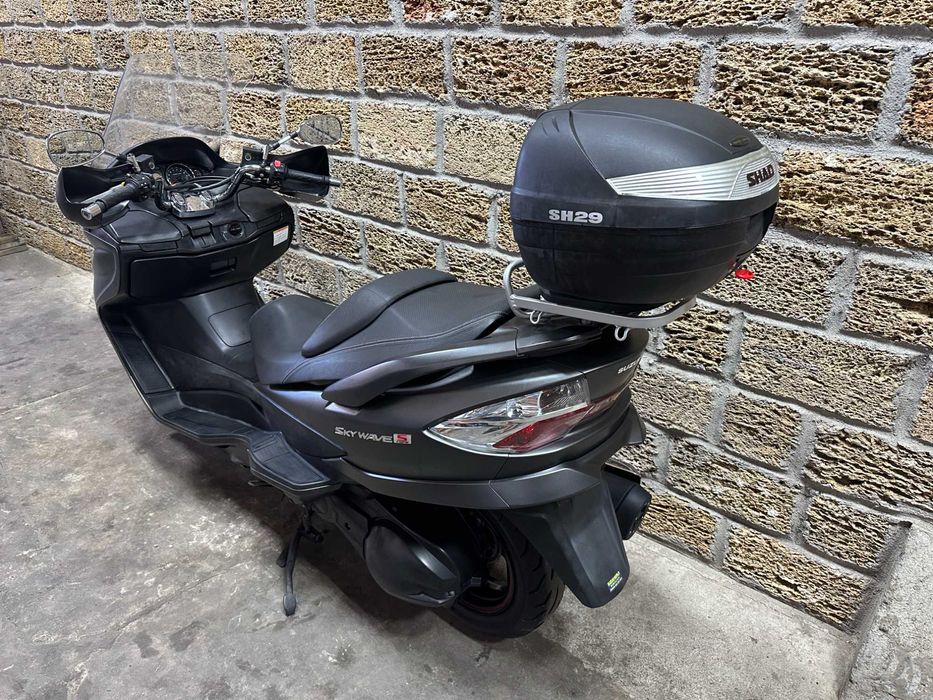 Skywave 400 Сузукі Скайвей