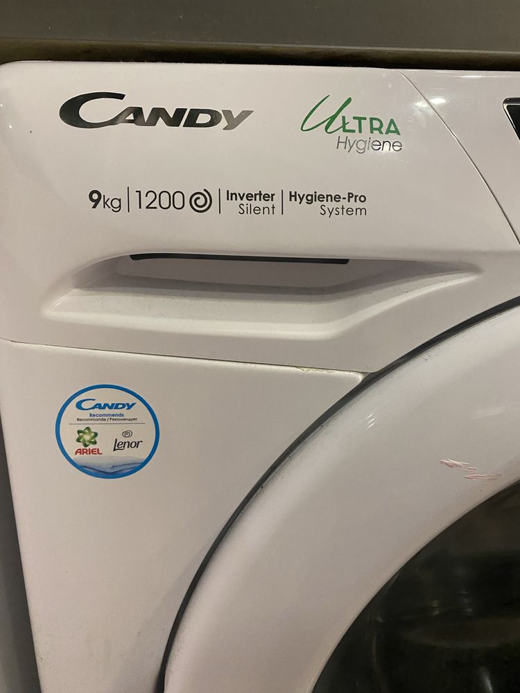 Máquina de Lavar Roupa CANDY – COMO NOVO