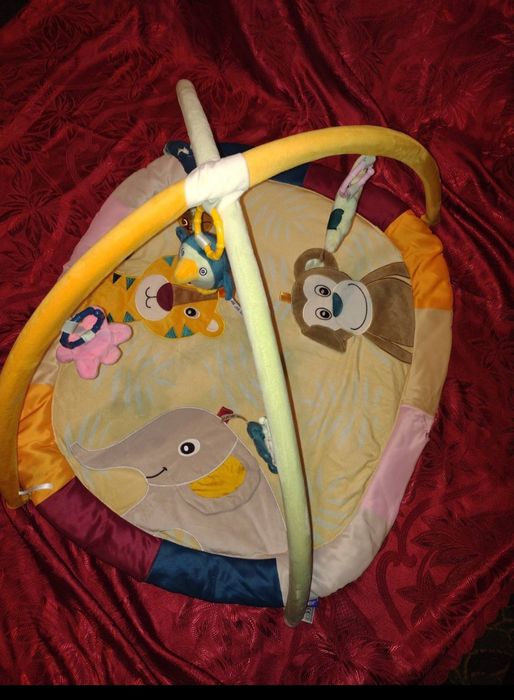 Килимок розвиваючий