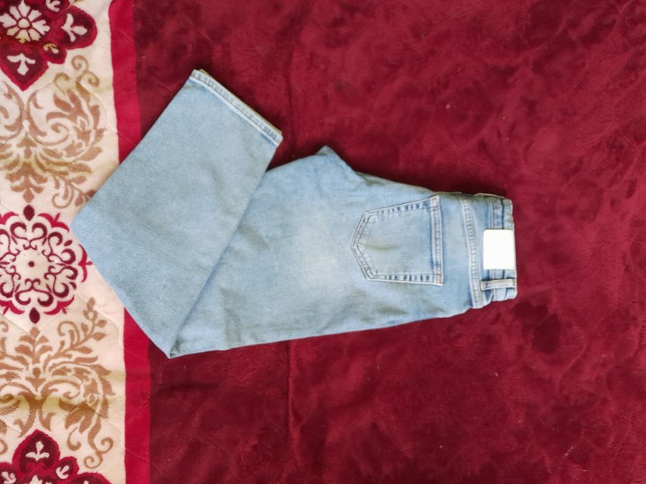 Джинси нові Моми