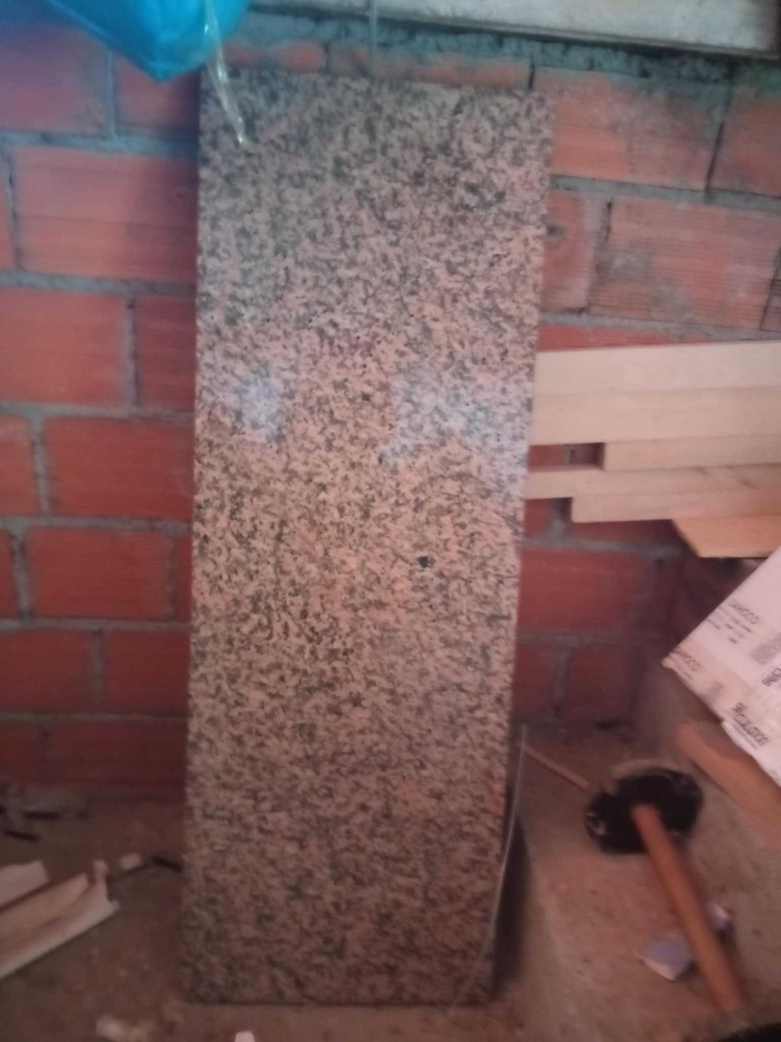 pedra mármore em tom de rosa