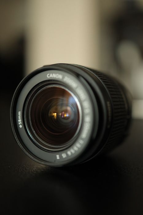 Canon 2000D + EF-S 18-55mm + Sigma Art 18-35mm – zestaw jak nowy