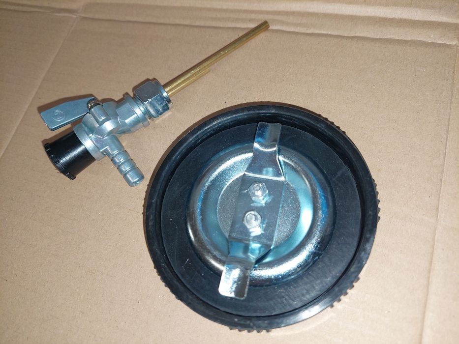 Zestaw naprawczy zbiornika baku paliwa wsk 125 175 korek+kranik