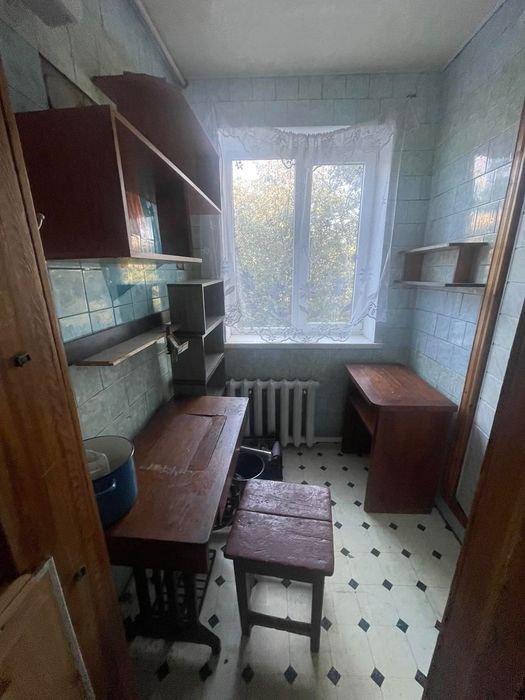 Продаю двухэтажный дом с  садом, баней и бассейном — район ЮТЗ