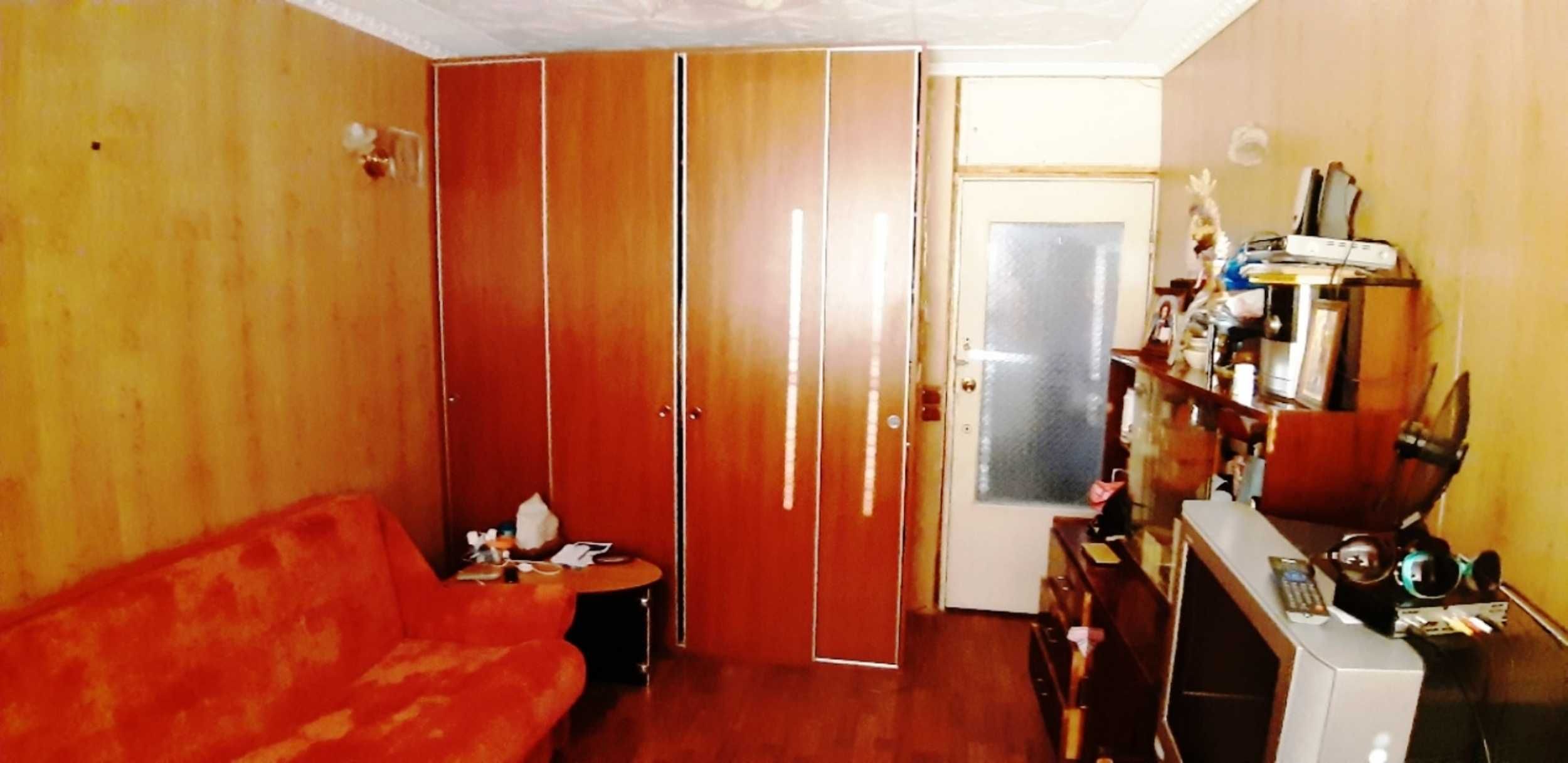 Продается 2 комнатная квартира по адресу: пр-кт Гонгадзе 20з