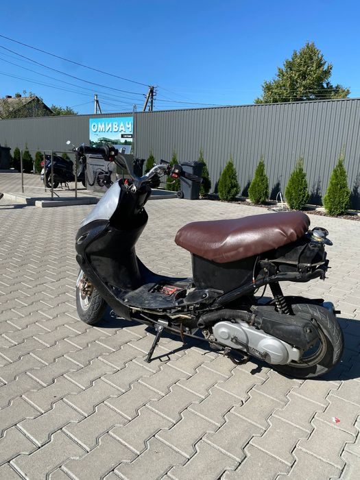 Скутер 50 кубов.