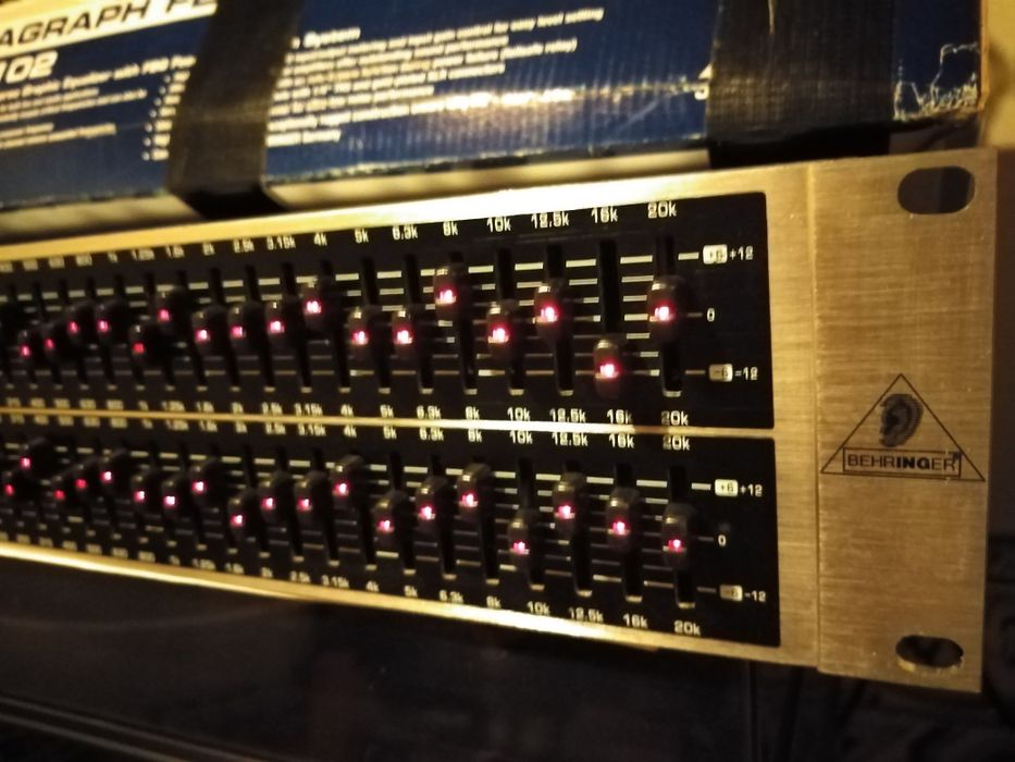 Behringer equalizador profissional de 31 bandas