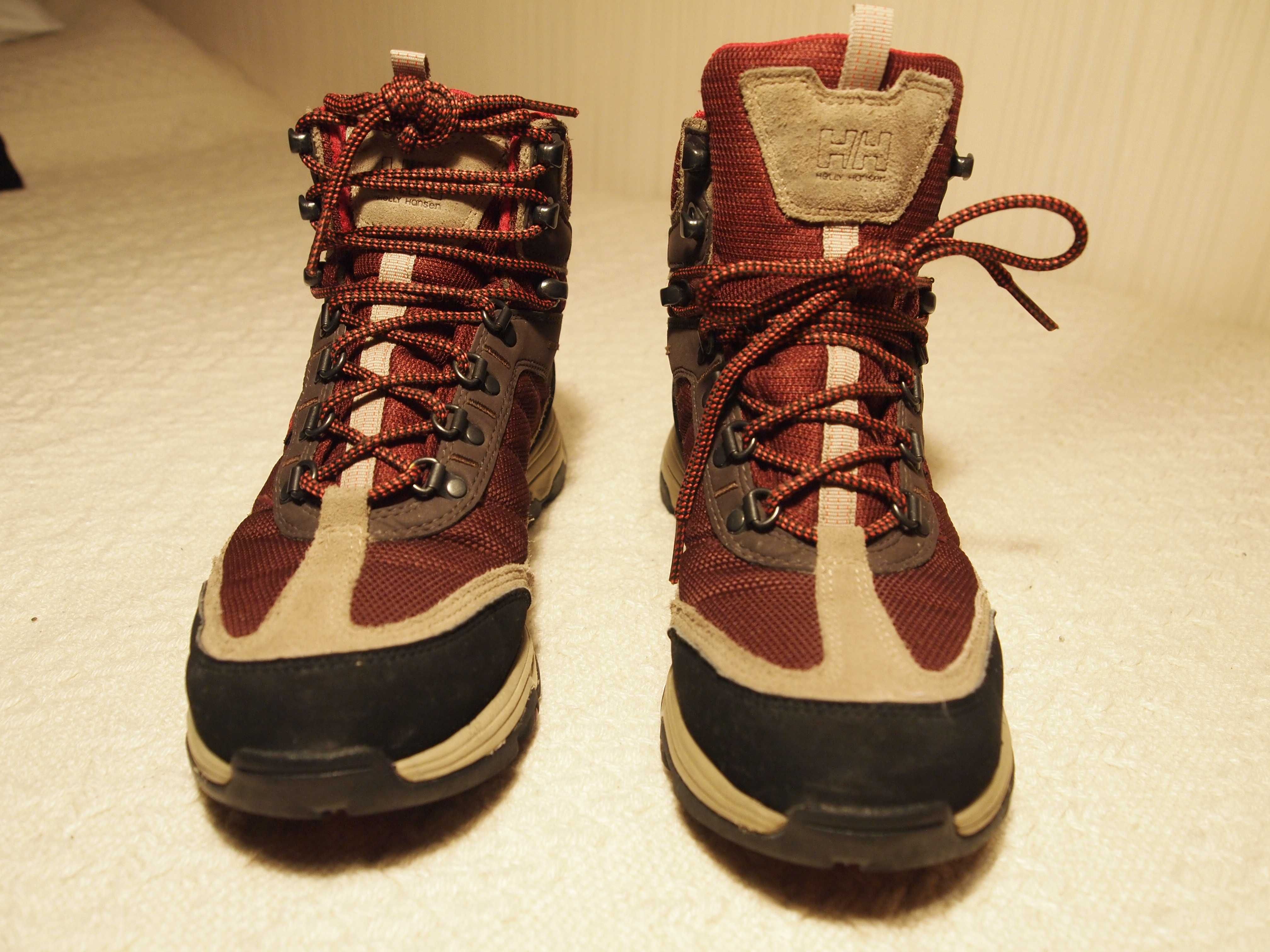 HELLY HANSEN  buty ocieplane,  rozmiar 38, używane