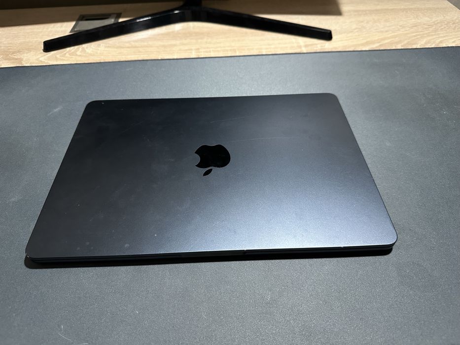 macbook air m2 24/512 14 дюймів