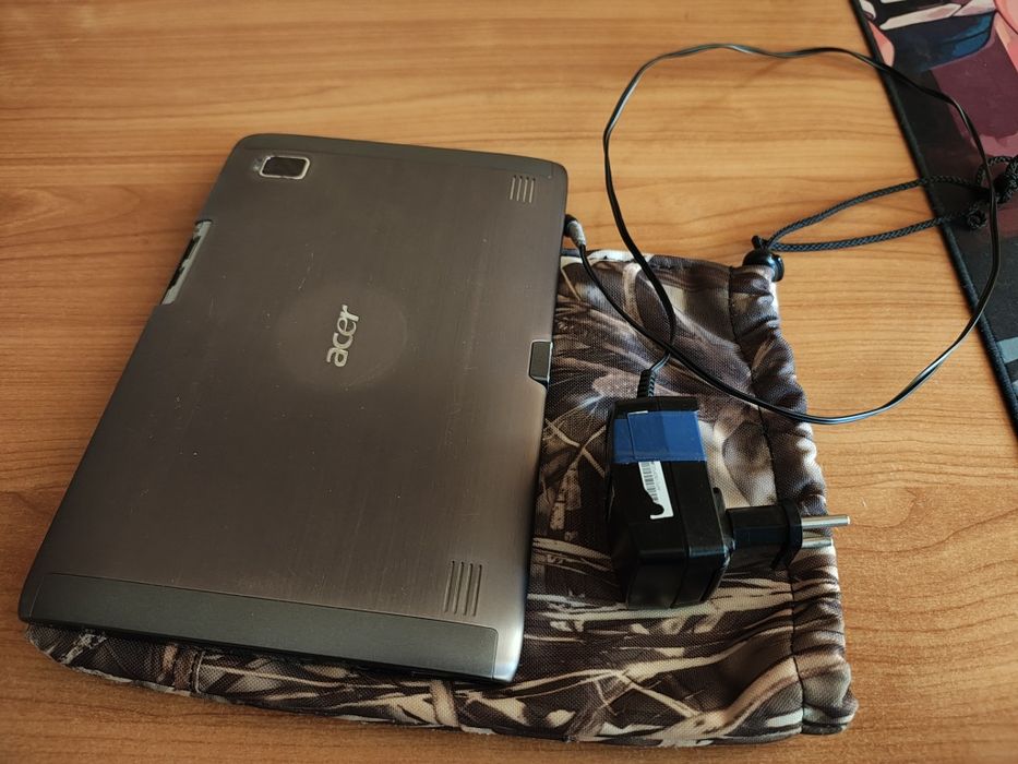 Acer Iconia Tab A500 на запчастини