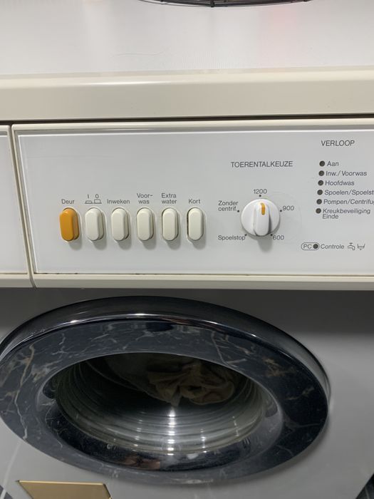 Пральна машина Miele W805