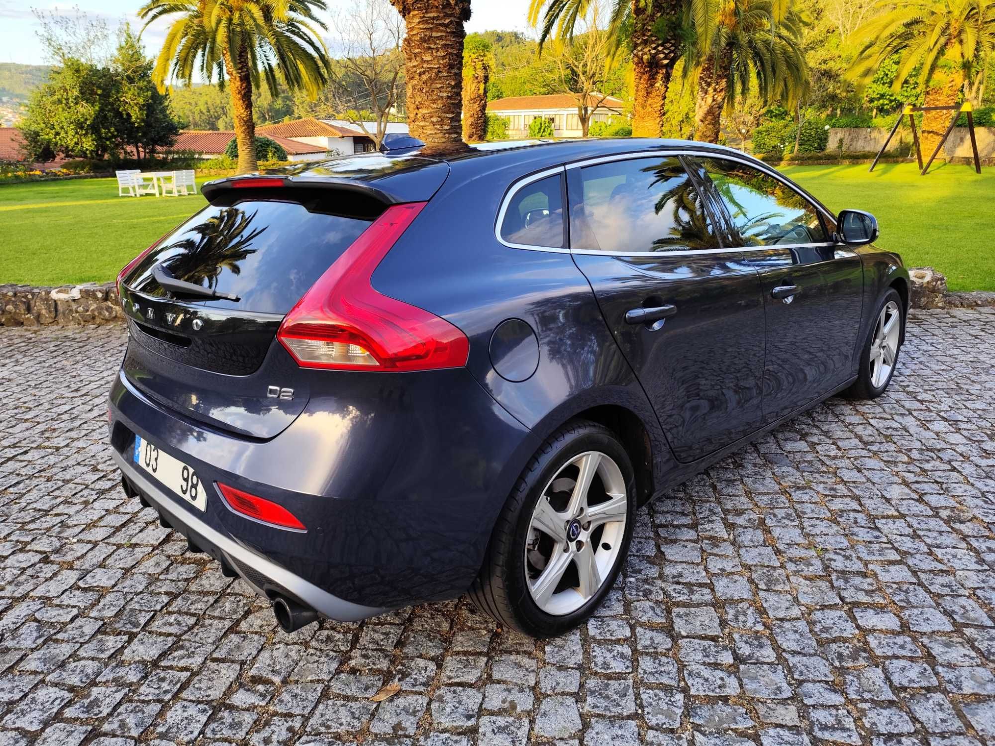 Volvo V40 R-Design - 1.6 Diesel - Aceito Retoma - Revisão Geral Feita