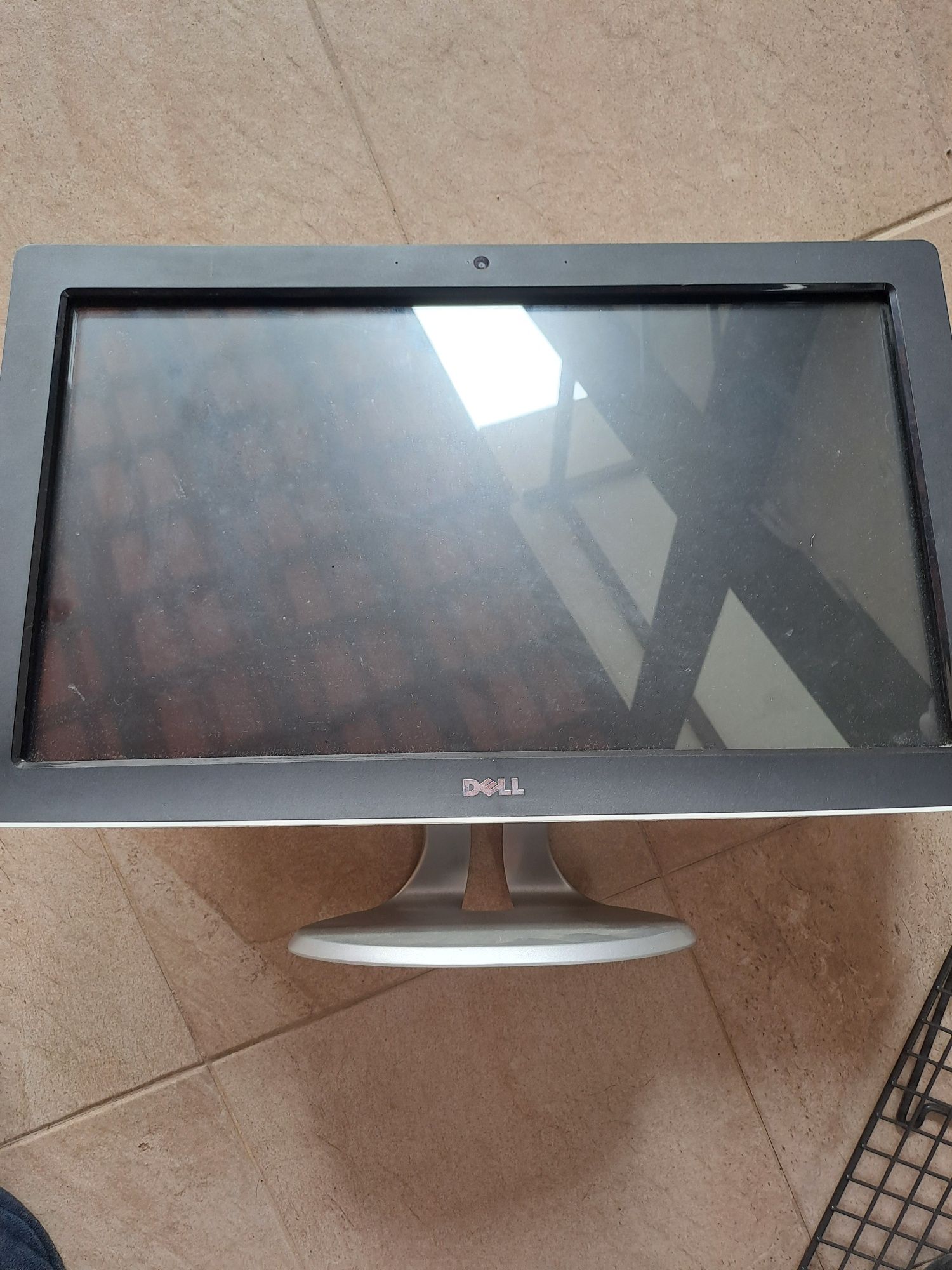 Monitor Dell touch SX2210T