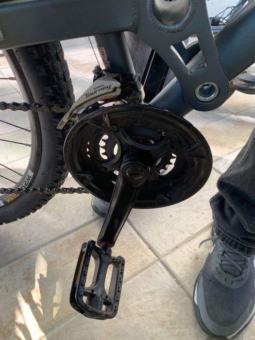 Bicicleta full suspension 29”