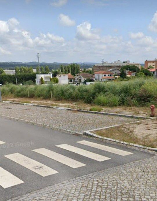 Lote terreno para Construção Castelo da Maia próximo Ismai