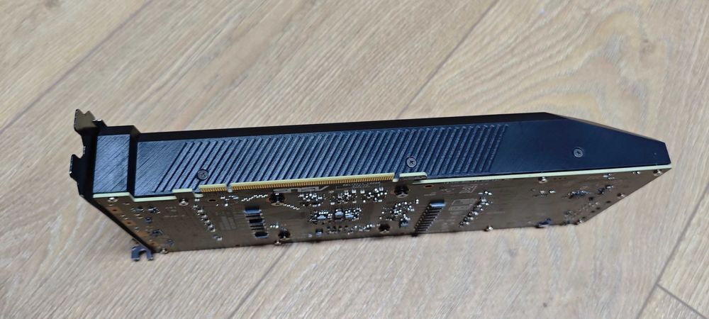 Placa Gráfica ASUS RTX 3070 - 8G DDR6 Potência e Desempenho Garantidos