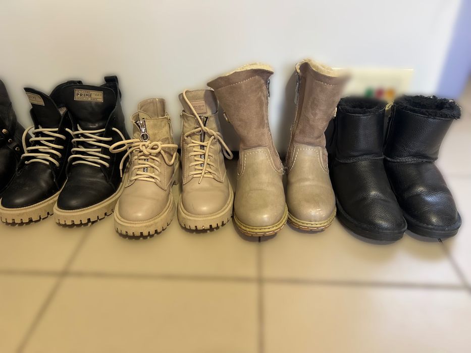 Продається жіноче взуття