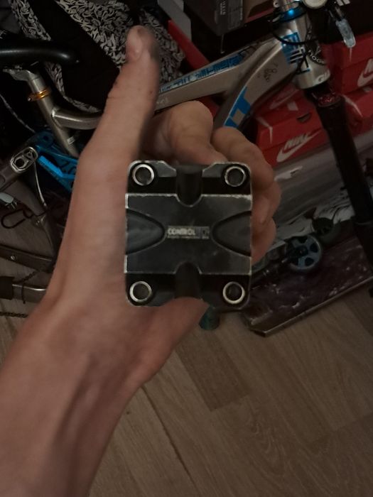 Mostek controltech old school