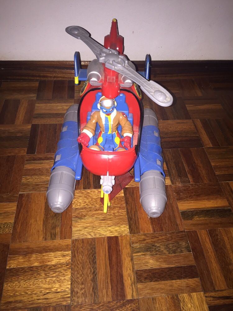 Helicóptero homem aranha + bonecos