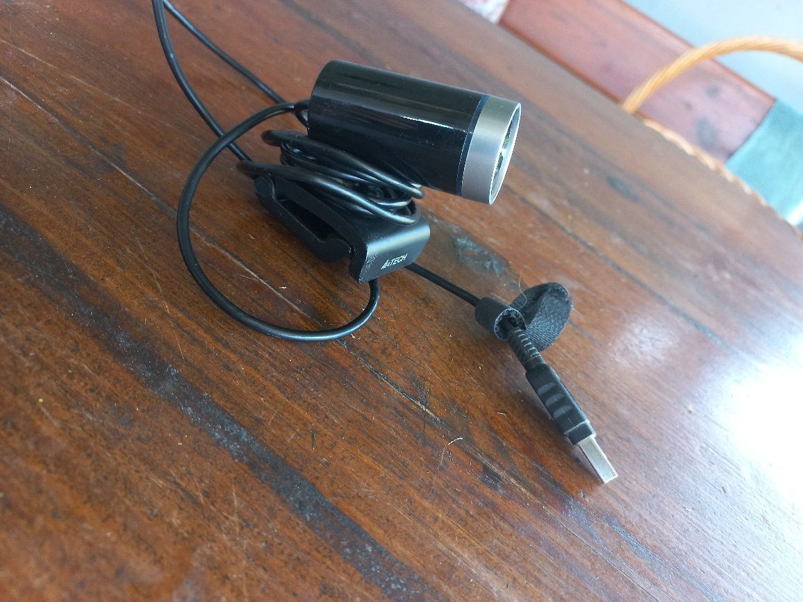 Продам веб-камеру  A4Tech PK 91OH.
