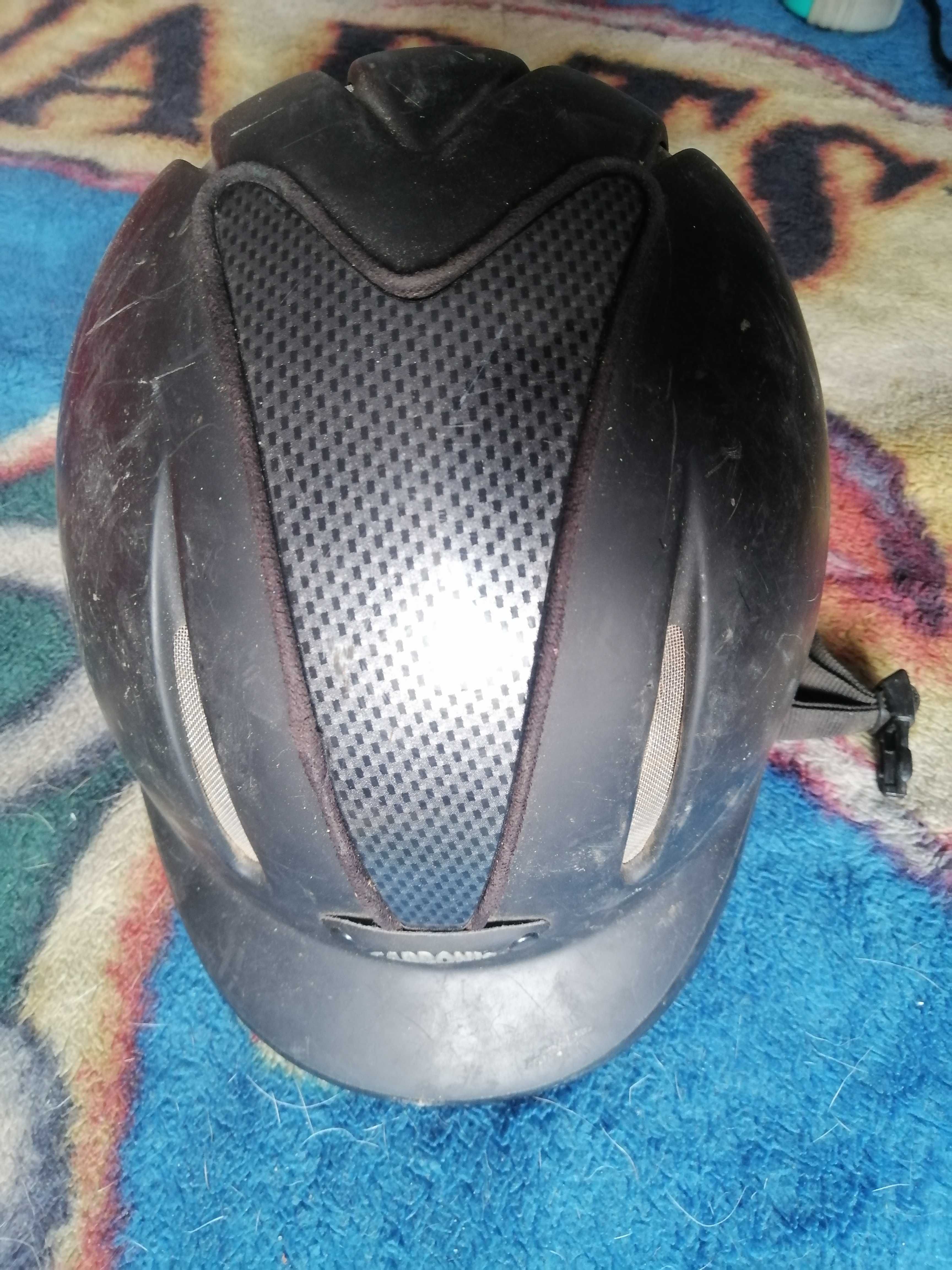 kask jezdziecki KERBL CARBONIC 32709 junio 48r -54 do jazdy konnej